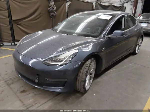 5YJ3E1EBXKF530477 2019 TESLA MODEL 3 - Image 2