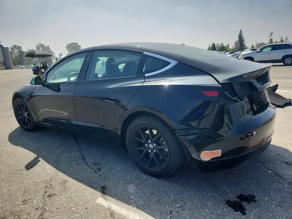 5YJ3E1EBXLF599994 2020 TESLA MODEL 3 - Image 2