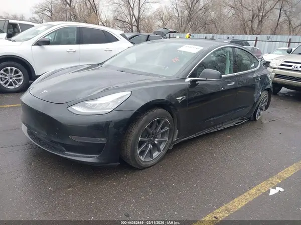 5YJ3E1EBXLF600108 2020 TESLA MODEL 3 - Image 2