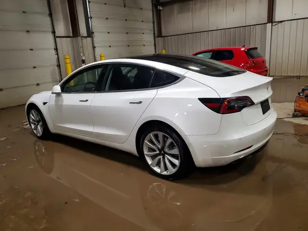 5YJ3E1EBXLF621069 2020 TESLA MODEL 3 - Image 2