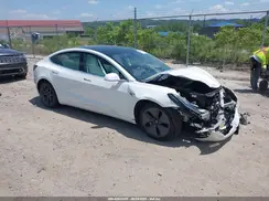 5YJ3E1EBXLF622013 2020 TESLA MODEL 3