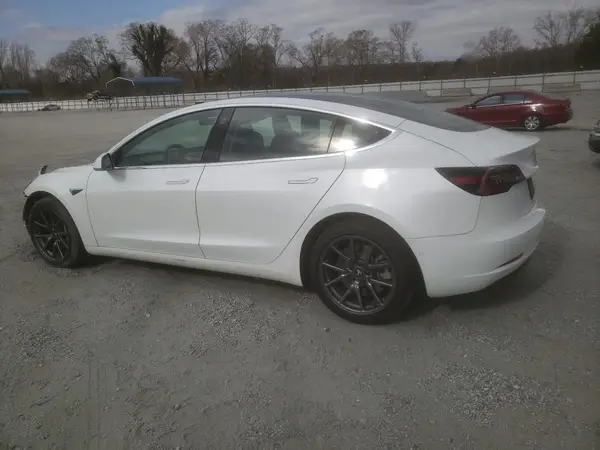 5YJ3E1EBXLF636977 2020 TESLA MODEL 3 - Image 2