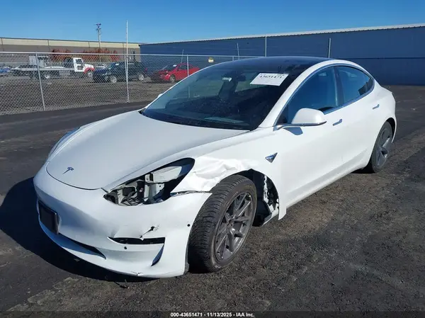 5YJ3E1EBXLF637787 2020 TESLA MODEL 3 - Image 2