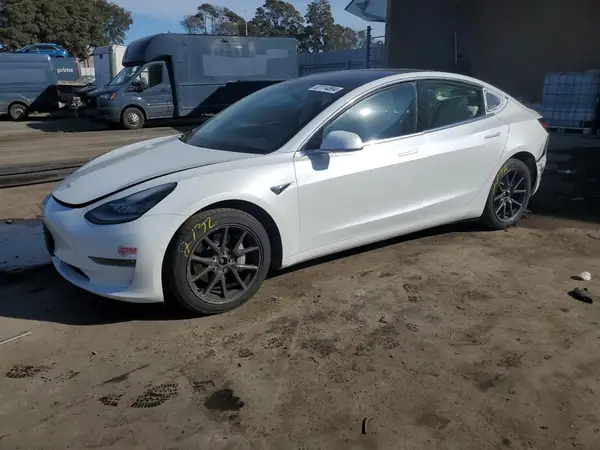 5YJ3E1EBXLF639877 2020 TESLA MODEL 3 - Image 1