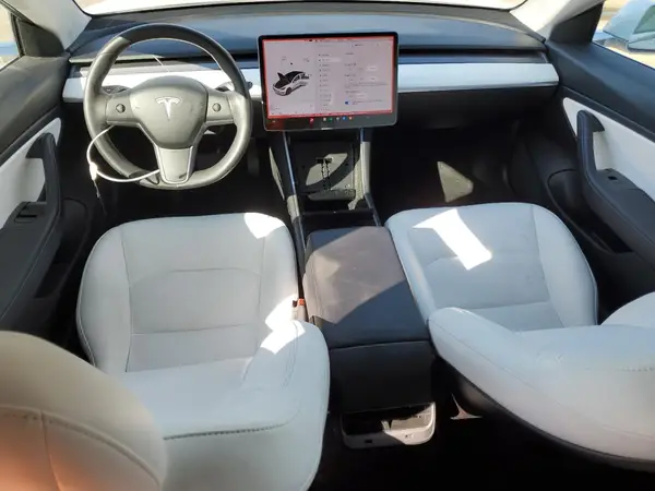 5YJ3E1EBXLF639877 2020 TESLA MODEL 3 - Image 8