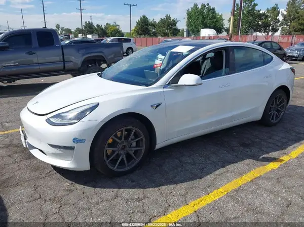 5YJ3E1EBXLF650183 2020 TESLA MODEL 3 - Image 2