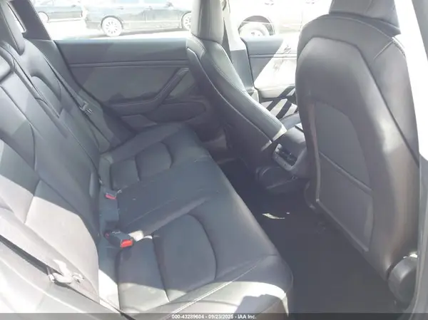 5YJ3E1EBXLF650183 2020 TESLA MODEL 3 - Image 8