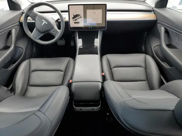 5YJ3E1EBXLF665895 2020 TESLA MODEL 3 - Image 8