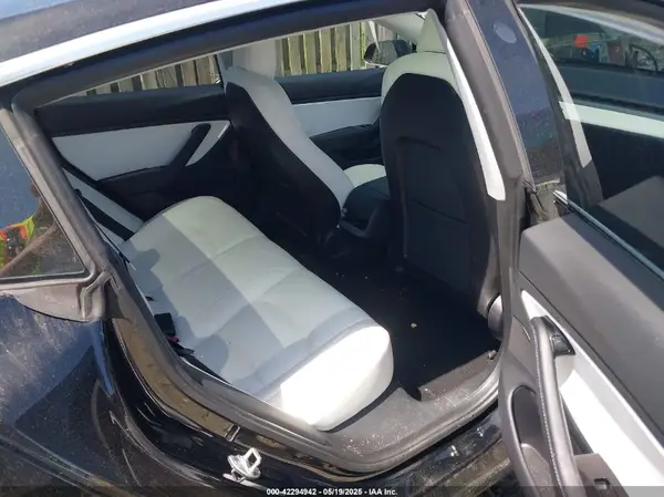 5YJ3E1EBXLF667792 2020 TESLA MODEL 3 - Image 8