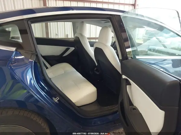 5YJ3E1EBXLF668523 2020 TESLA MODEL 3 - Image 8