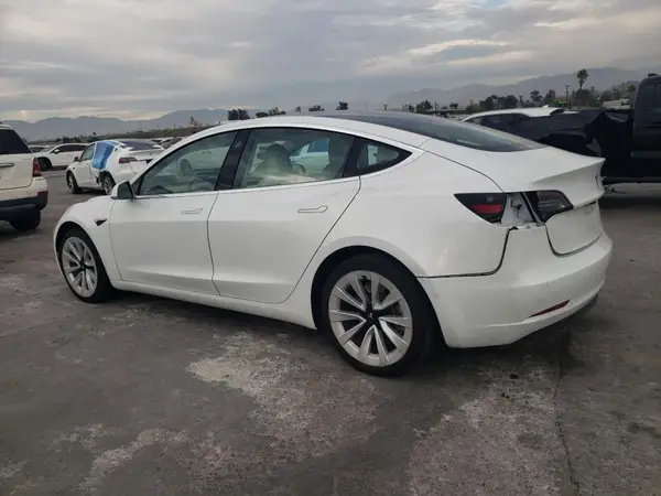5YJ3E1EBXLF703741 2020 TESLA MODEL 3 - Image 2