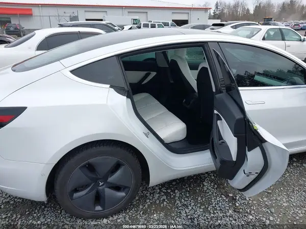 5YJ3E1EBXLF719941 2020 TESLA MODEL 3 - Image 8