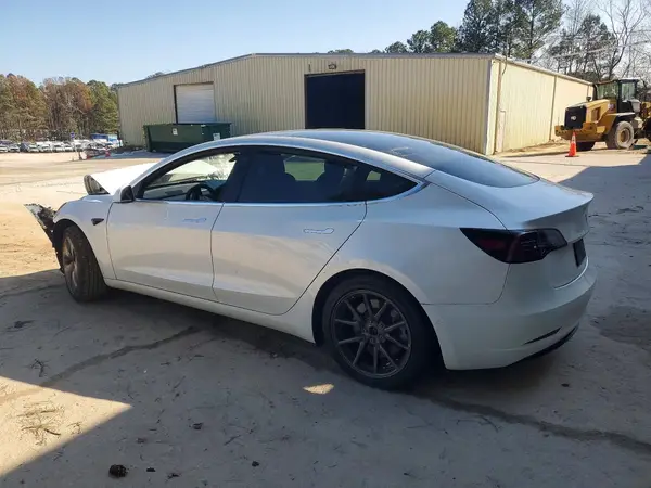 5YJ3E1EBXLF744497 2020 TESLA MODEL 3 - Image 2