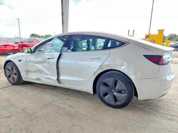 5YJ3E1EBXLF790735 2020 TESLA MODEL 3 - Image 2