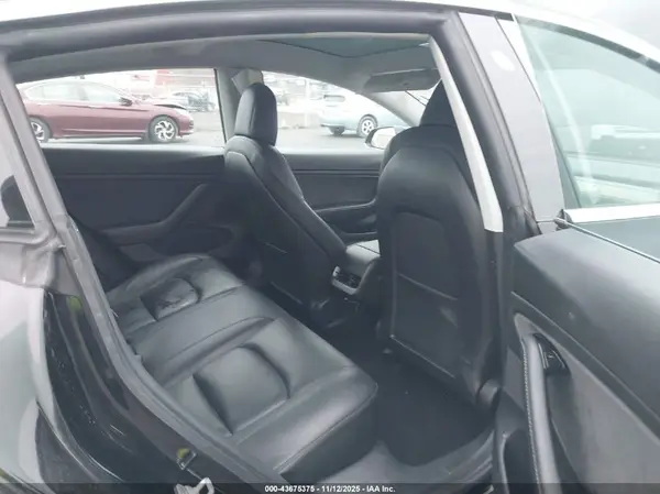 5YJ3E1EBXLF790878 2020 TESLA MODEL 3 - Image 8