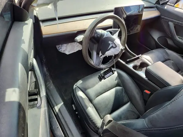 5YJ3E1EBXLF790895 2020 TESLA MODEL 3 - Image 8