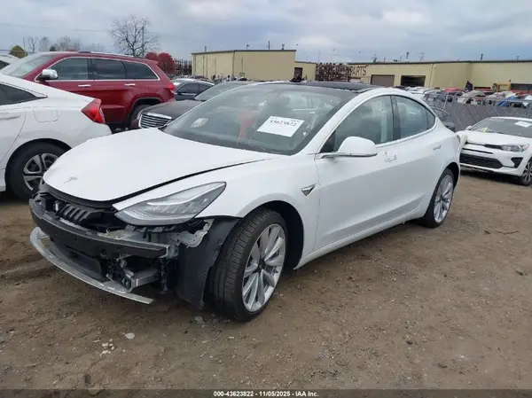 5YJ3E1EBXLF795563 2020 TESLA MODEL 3 - Image 2