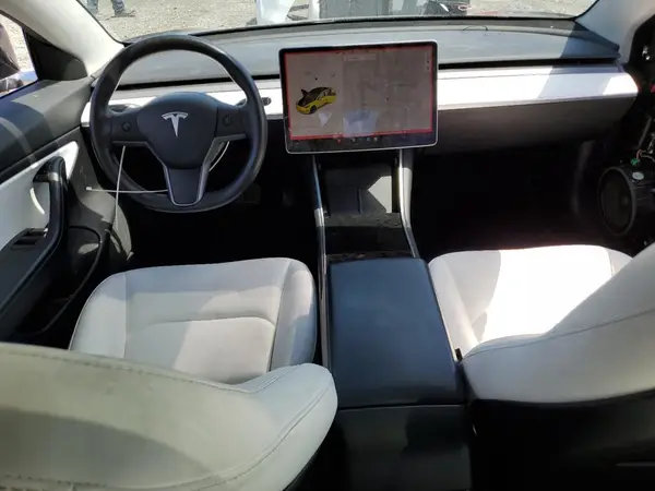 5YJ3E1EBXLF795689 2020 TESLA MODEL 3 - Image 8