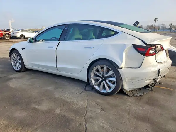 5YJ3E1EBXLF796096 2020 TESLA MODEL 3 - Image 2