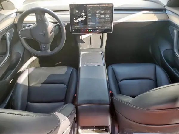 5YJ3E1EBXMF002330 2021 TESLA MODEL 3 - Image 8