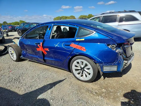 5YJ3E1EBXMF005941 2021 TESLA MODEL 3 - Image 2