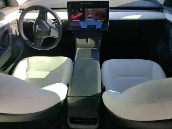 5YJ3E1EBXMF013344 2021 TESLA MODEL 3 - Image 8