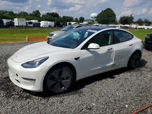 5YJ3E1EBXMF035604 2021 TESLA MODEL 3 - Image 1