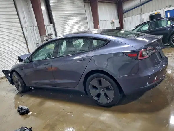 5YJ3E1EBXMF045050 2021 TESLA MODEL 3 - Image 2
