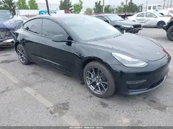 5YJ3E1EBXMF050068 2021 TESLA MODEL 3