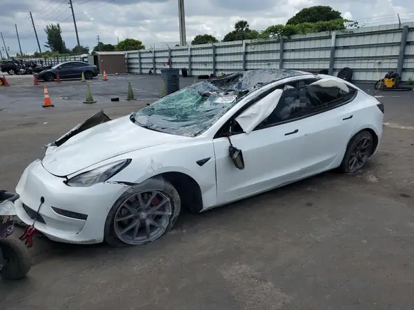 5YJ3E1EBXMF055562 2021 TESLA MODEL 3 - Image 1