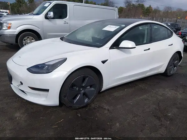 5YJ3E1EBXMF056355 2021 TESLA MODEL 3 - Image 2