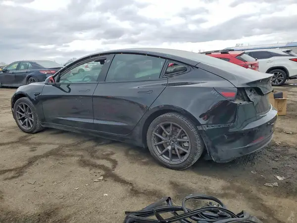 5YJ3E1EBXMF059577 2021 TESLA MODEL 3 - Image 2