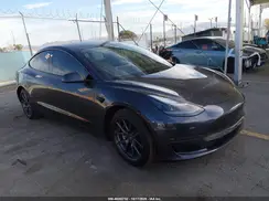 5YJ3E1EBXMF070899 2021 TESLA MODEL 3