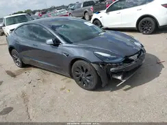 5YJ3E1EBXMF072037 2021 TESLA MODEL 3