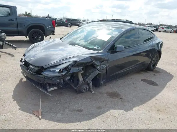 5YJ3E1EBXMF072037 2021 TESLA MODEL 3 - Image 2