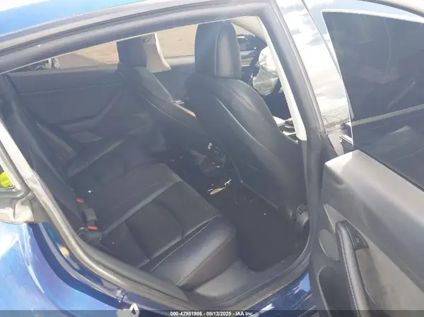 5YJ3E1EBXMF150381 2021 TESLA MODEL 3 - Image 8