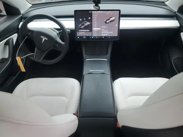 5YJ3E1EBXMF852846 2021 TESLA MODEL 3 - Image 8