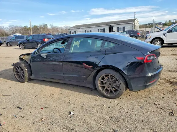 5YJ3E1EBXMF857996 2021 TESLA MODEL 3 - Image 2