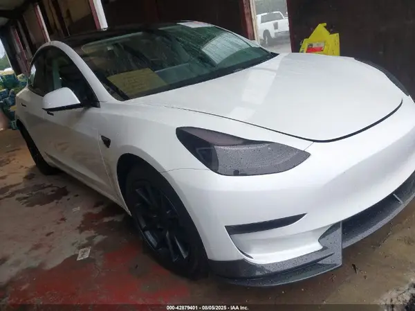 5YJ3E1EBXMF858291 2021 TESLA MODEL 3 - Image 1