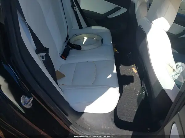 5YJ3E1EBXMF860025 2021 TESLA MODEL 3 - Image 8