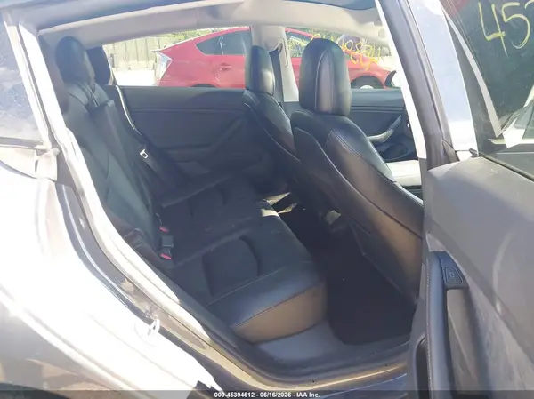 5YJ3E1EBXMF914956 2021 TESLA MODEL 3 - Image 8