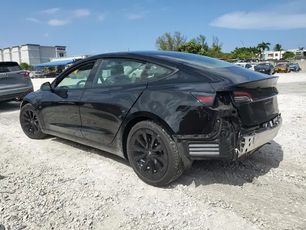 5YJ3E1EBXMF916397 2021 TESLA MODEL 3 - Image 2