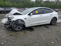 5YJ3E1EBXMF923916 2021 TESLA MODEL 3