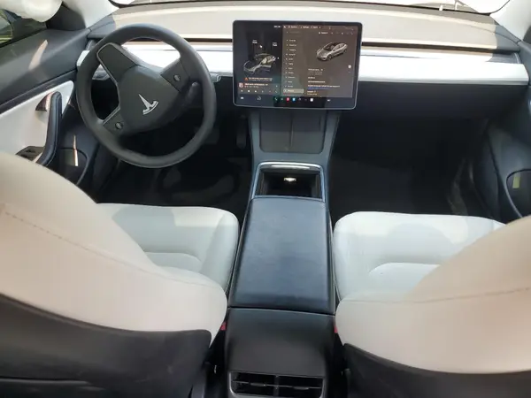 5YJ3E1EBXMF937539 2021 TESLA MODEL 3 - Image 8