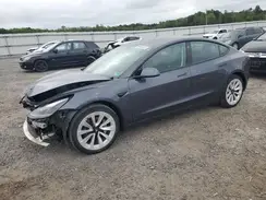 5YJ3E1EBXMF975076 2021 TESLA MODEL 3