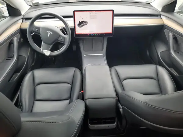 5YJ3E1EBXMF975076 2021 TESLA MODEL 3 - Image 8