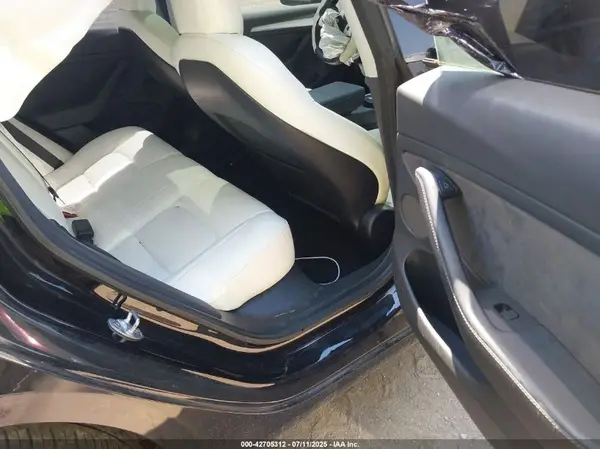 5YJ3E1EBXMF980648 2021 TESLA MODEL 3 - Image 8