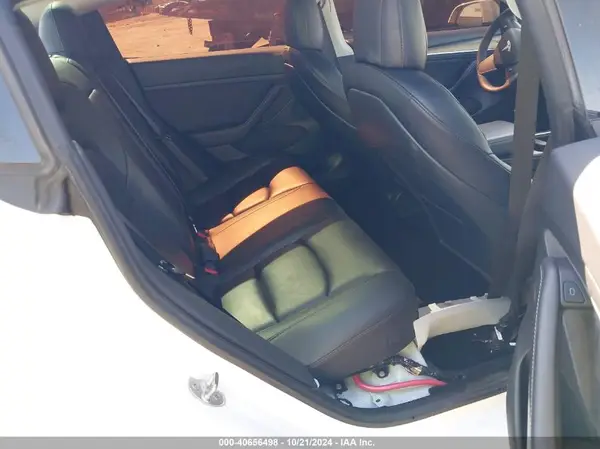 5YJ3E1EBXMF984165 2021 TESLA MODEL 3 - Image 8
