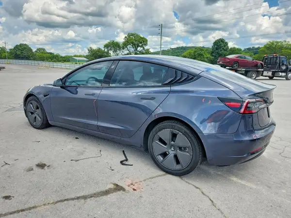 5YJ3E1EBXNF103353 2022 TESLA MODEL 3 - Image 2