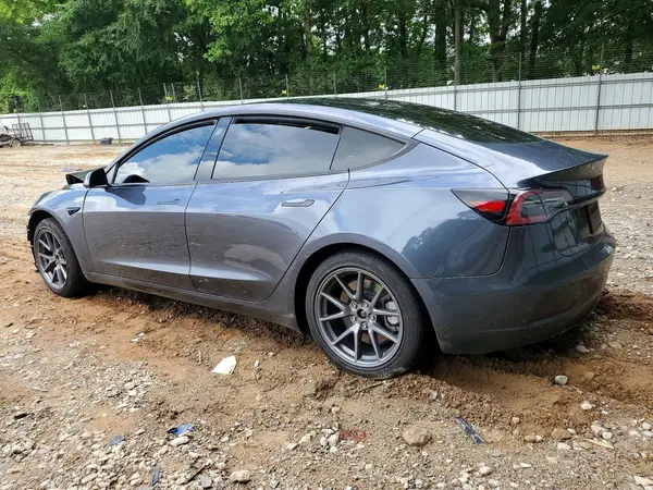 5YJ3E1EBXNF103983 2022 TESLA MODEL 3 - Image 2